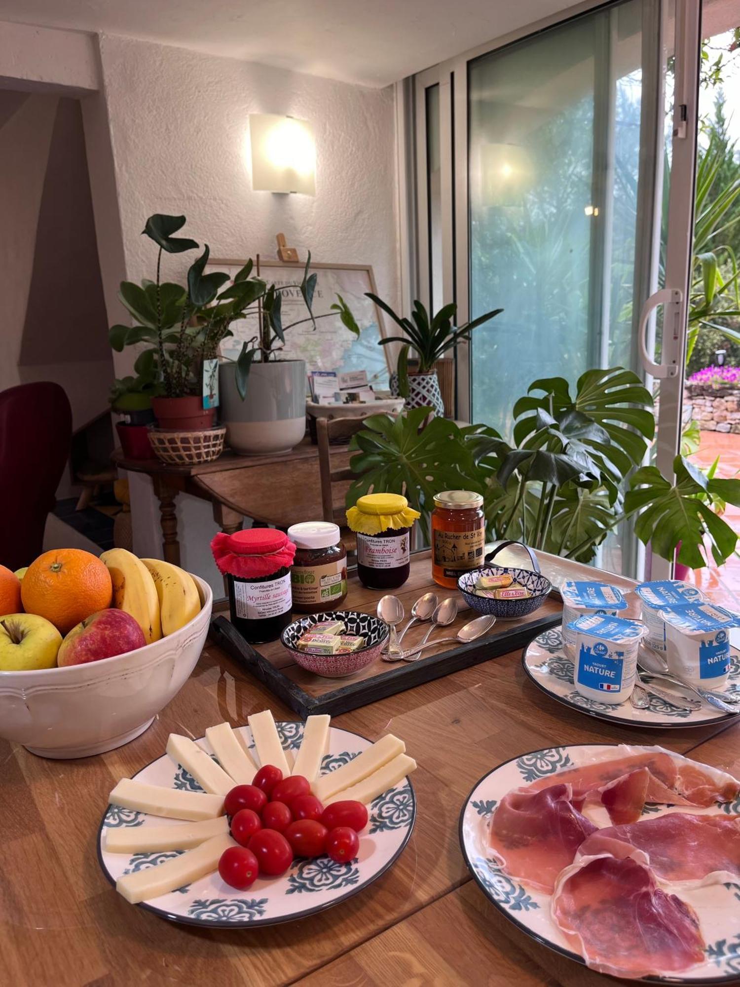 Natur & Jasmin Chambres D'Hotes Naturistes En Provence Lorgues Εξωτερικό φωτογραφία
